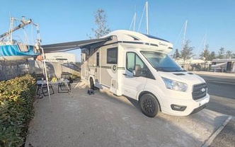 Location camping car chausson