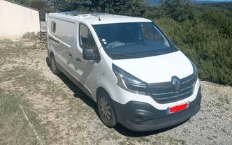 Location location renault trafic