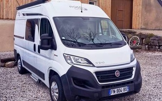 Location camping car fiat