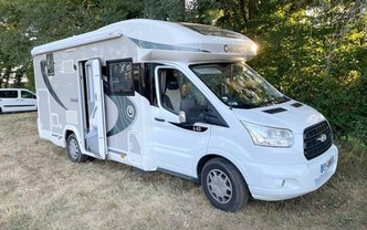 Location camping car chausson