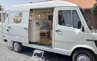 Location camping car mercedes