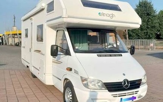 Location camping car mercedes