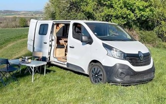 Location location renault trafic