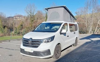 Location location renault trafic