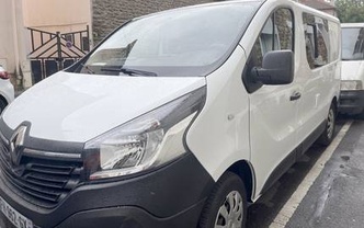 Location location renault trafic