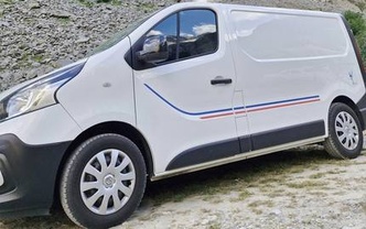 Location location renault trafic