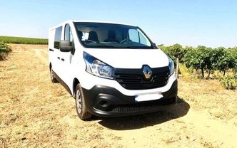 Location location renault trafic