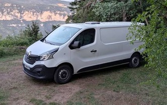 Location location renault trafic