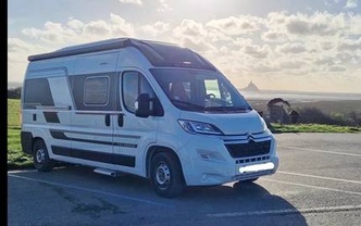 Location camping car adria