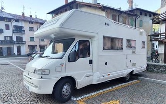 Location camping car fiat