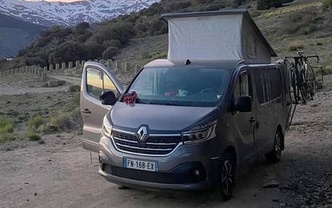 Location location renault trafic