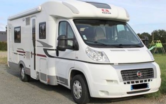 Location camping car adria