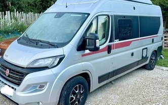 Location camping car pilote