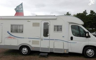 Location camping car adria