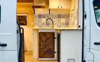 Location camping car aventura