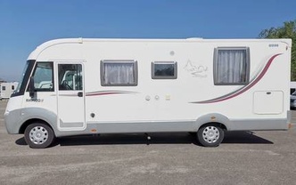 Location camping car mercedes