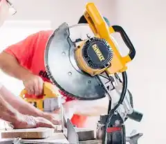 Location : scie a onglet